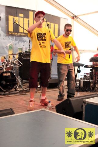 Jahrome, Junior Matayas and Woody - 15. Reggae Jam Festival - Bersenbrueck - Dancehall Tent 01. August 2009 (4).JPG